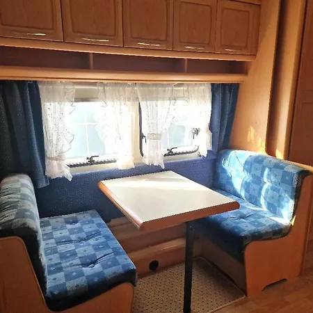 Kamp alanı Paus'art Deco *